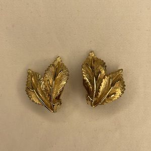 Vintage Pastelli leaf earrings
